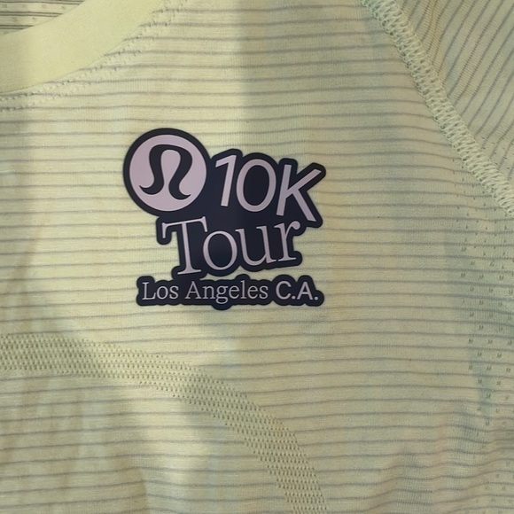 Lululemon Short Sleeve Swiftly Sz 6 in Lime Green - Picture 3 of 5